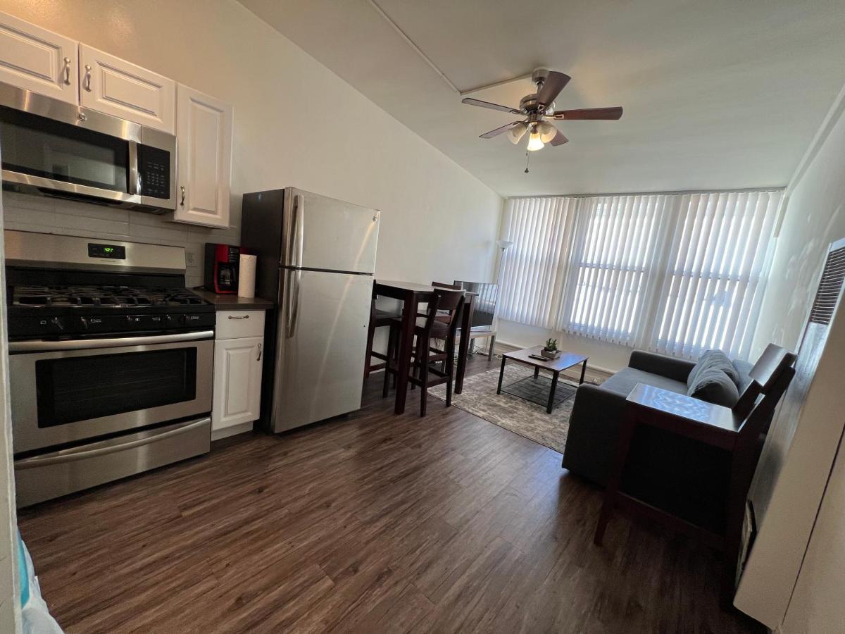 Cozy Andcomfortable Hollywood Apartment ลอสแอนเจลิส ภายนอก รูปภาพ