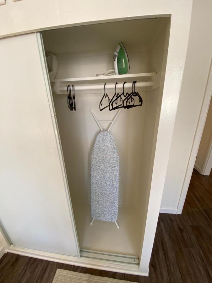 Cozy Andcomfortable Hollywood Apartment ลอสแอนเจลิส ภายนอก รูปภาพ