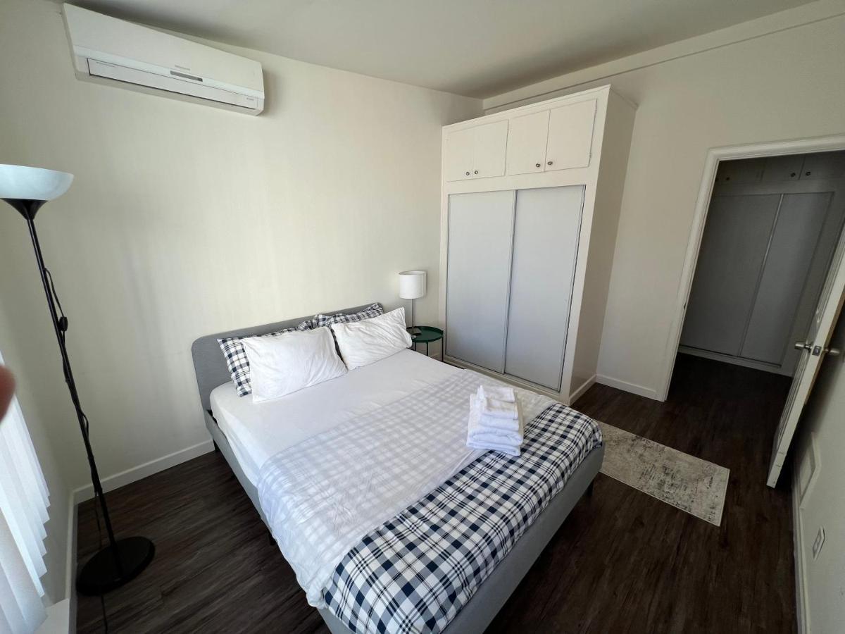 Cozy Andcomfortable Hollywood Apartment ลอสแอนเจลิส ภายนอก รูปภาพ